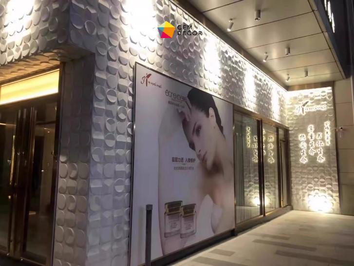 Bê Tông Trang Trí Thông Minh – Khi Vật Liệu Biết “Thở” Cùng Công Trình